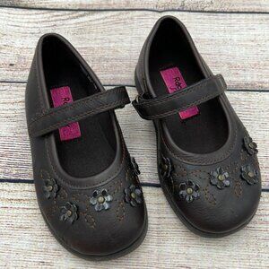 Brown Maryjanes with flowers Sz 7 EUC